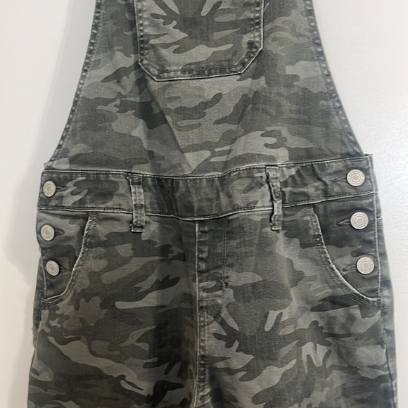 SO Girls Loose Fit Camouflage Overalls Size 16 and XS green long sleeve top - Picture 7 of 12